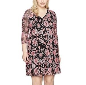 NWT Adrianna Papell Black With Pink Floral Embroidery Shift Style Dress Size 12